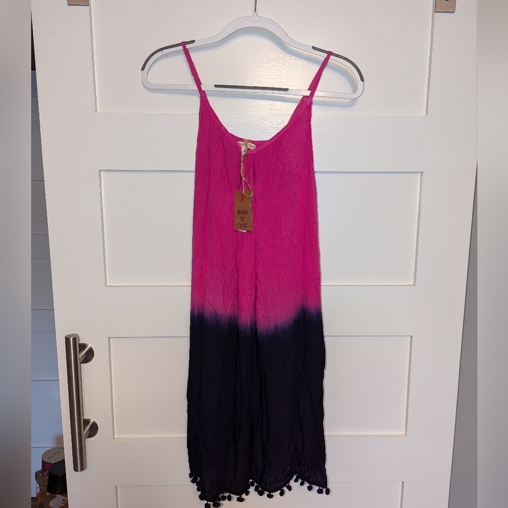 NWT. Beach by Exist women's two tone swimsuit coverup with adjustable straps. S.